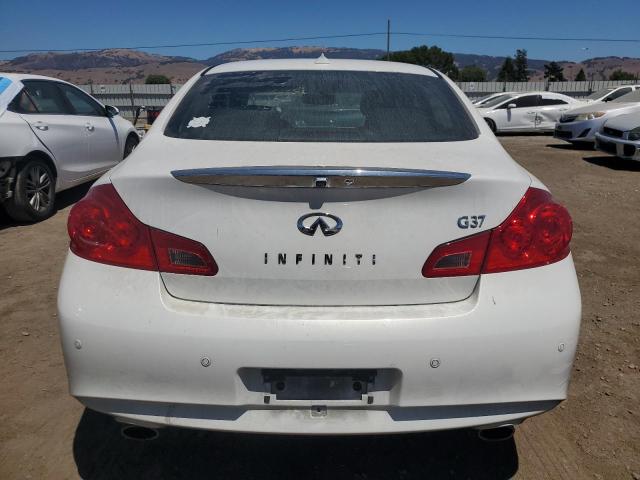  INFINITI G37 2013 White