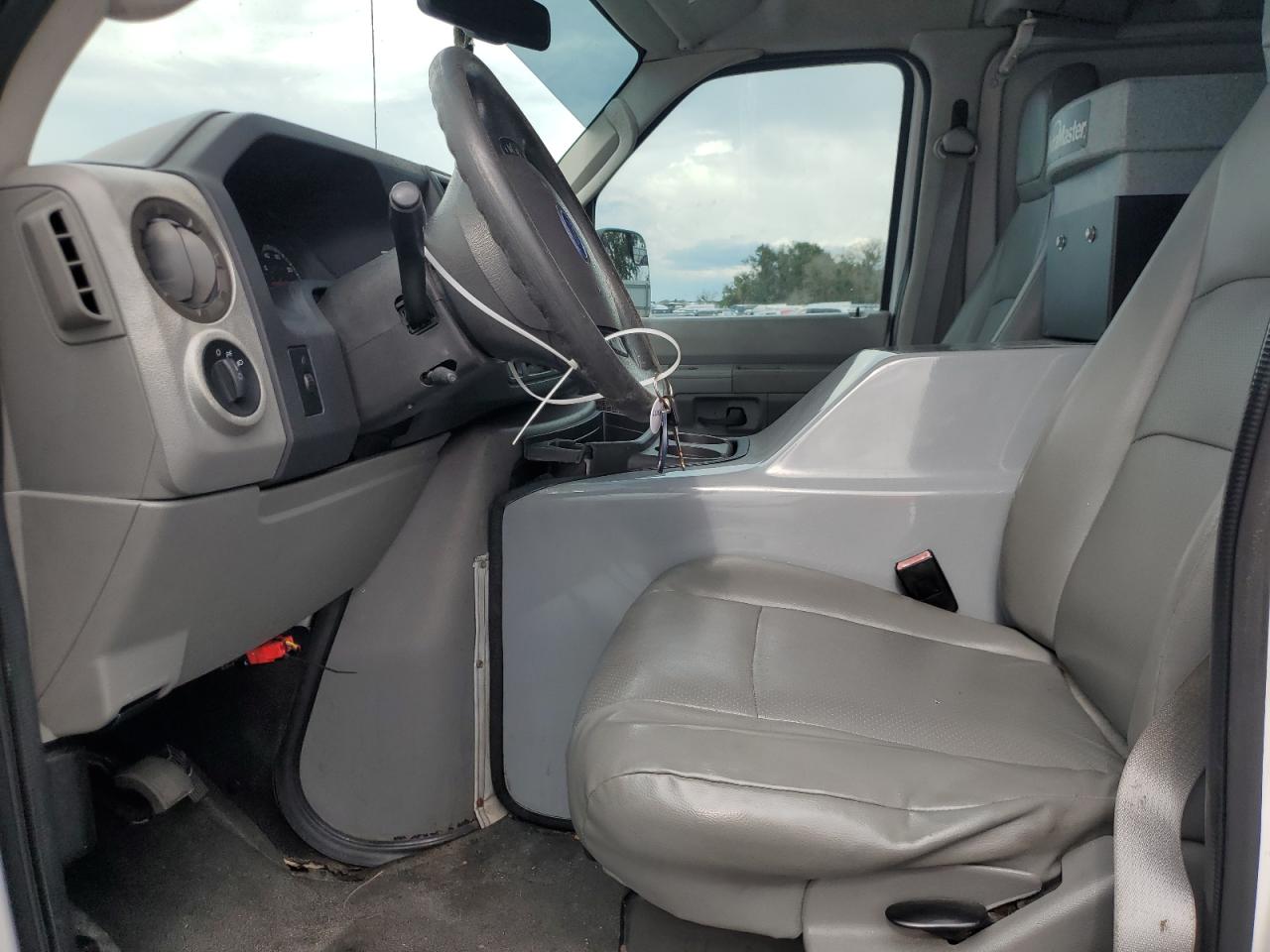 2011 Ford Econoline E350 Super Duty Van VIN: 1FTSS3ELXBDA00039 Lot: 65060355