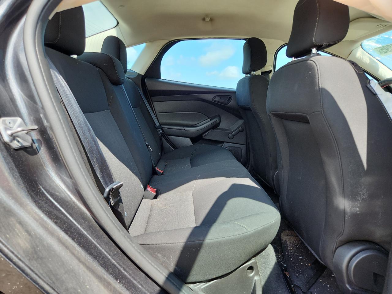 2016 Ford Focus S VIN: 1FADP3E22GL374097 Lot: 65314895