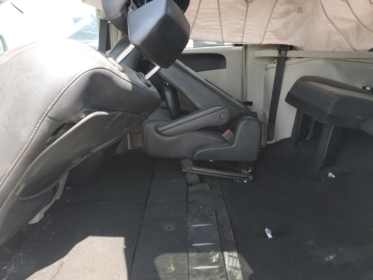 2014 Chrysler Town & Country Touring VIN: 2C4RC1BG9ER127325 Lot: 65076875