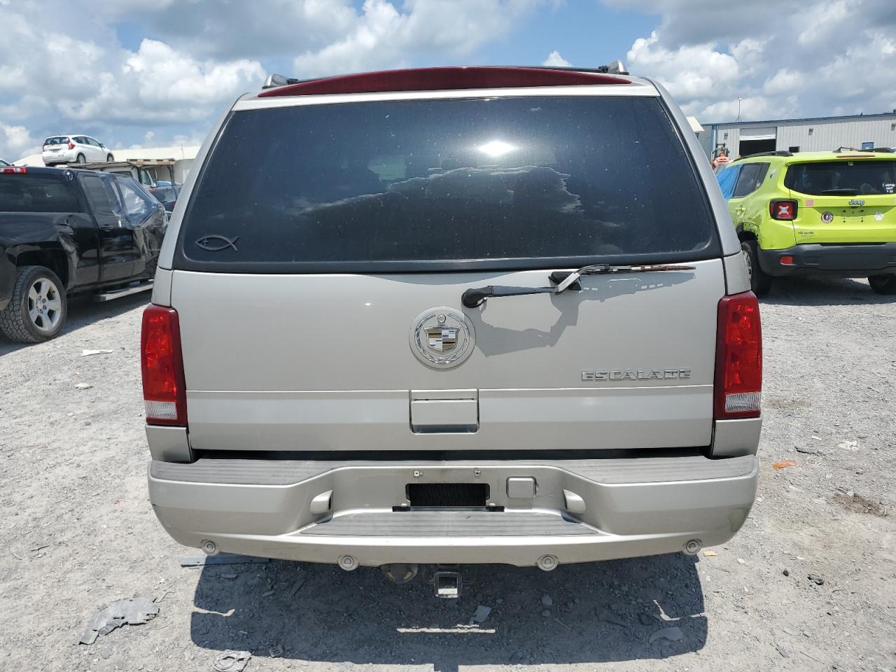 2004 Cadillac Escalade Luxury VIN: 1GYEK63N44R269575 Lot: 65069255