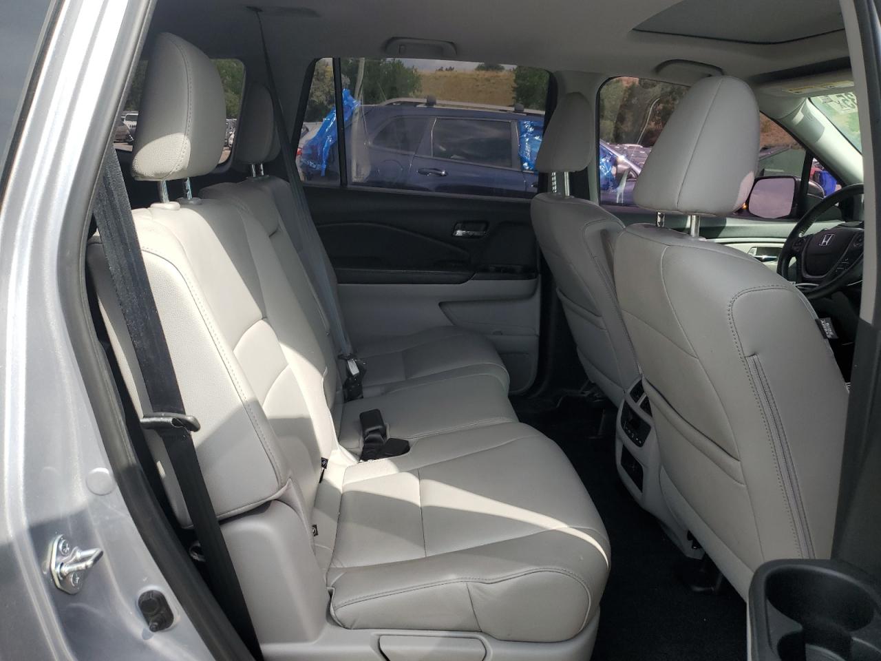2017 Honda Pilot Exl VIN: 5FNYF6H55HB086679 Lot: 63795335