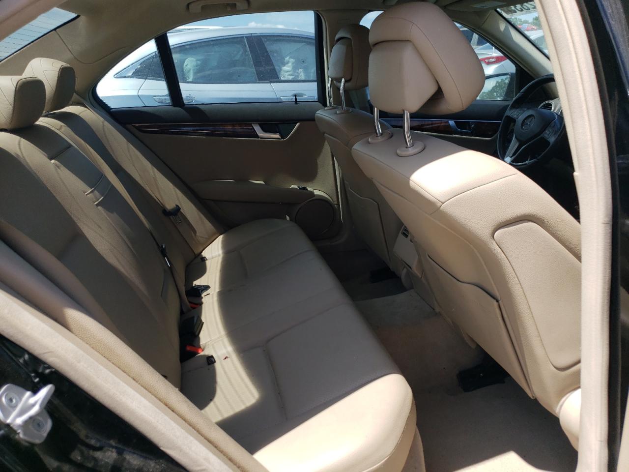 2012 Mercedes-Benz C 300 4Matic VIN: WDDGF8BB2CR202340 Lot: 63282835