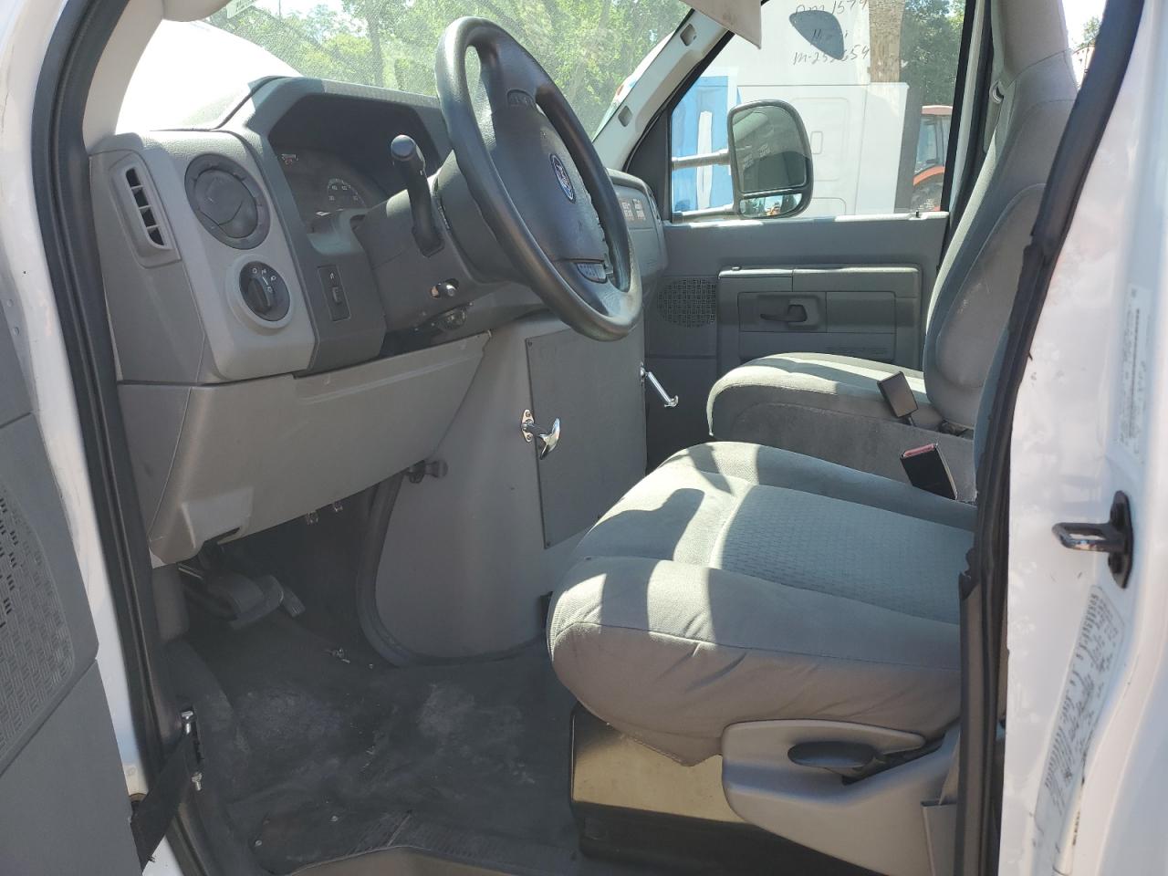 2016 Ford Econoline E450 Super Duty Cutaway Van VIN: 1FDXE4FS0GDC47727 Lot: 62943045