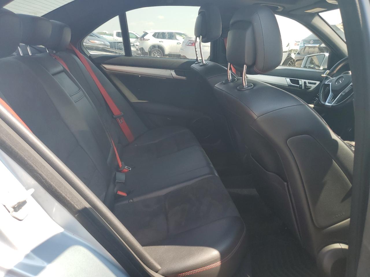 2013 Mercedes-Benz C 300 4Matic VIN: WDDGF8ABXDR243317 Lot: 62678835