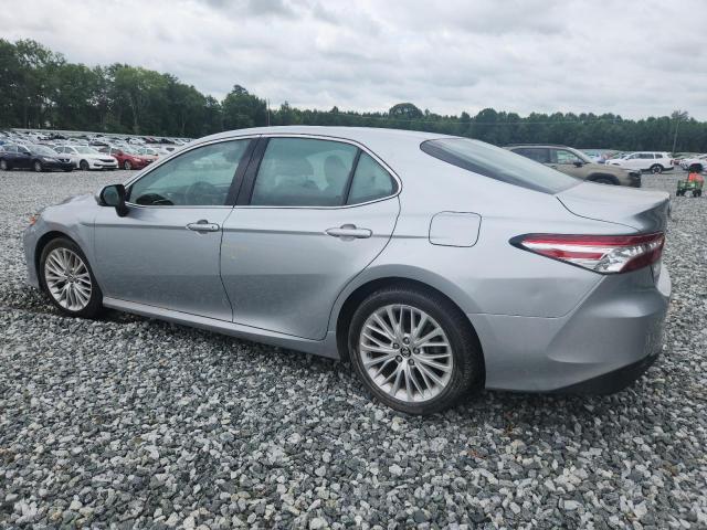  TOYOTA CAMRY 2018 Silver