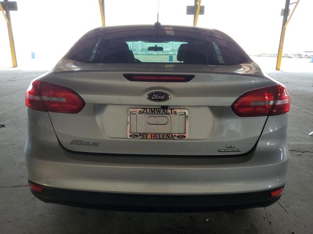  FORD FOCUS 2015 Srebrny