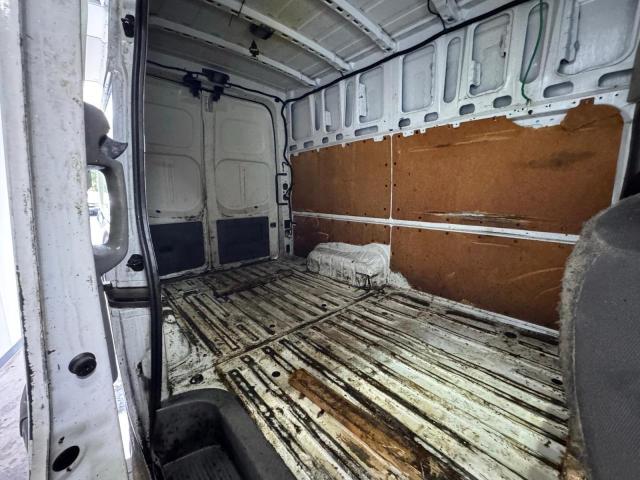  NISSAN NV 2019 White