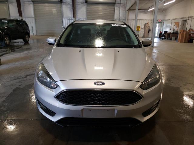  FORD FOCUS 2017 Серебристый