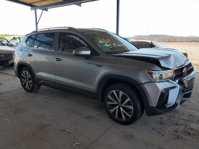  VOLKSWAGEN TAOS SE 2023 Srebrny