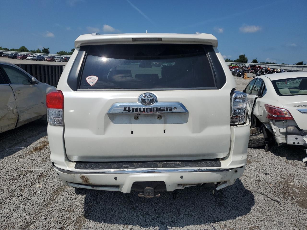 2011 Toyota 4Runner Sr5 VIN: JTEBU5JR7B5034221 Lot: 64047795