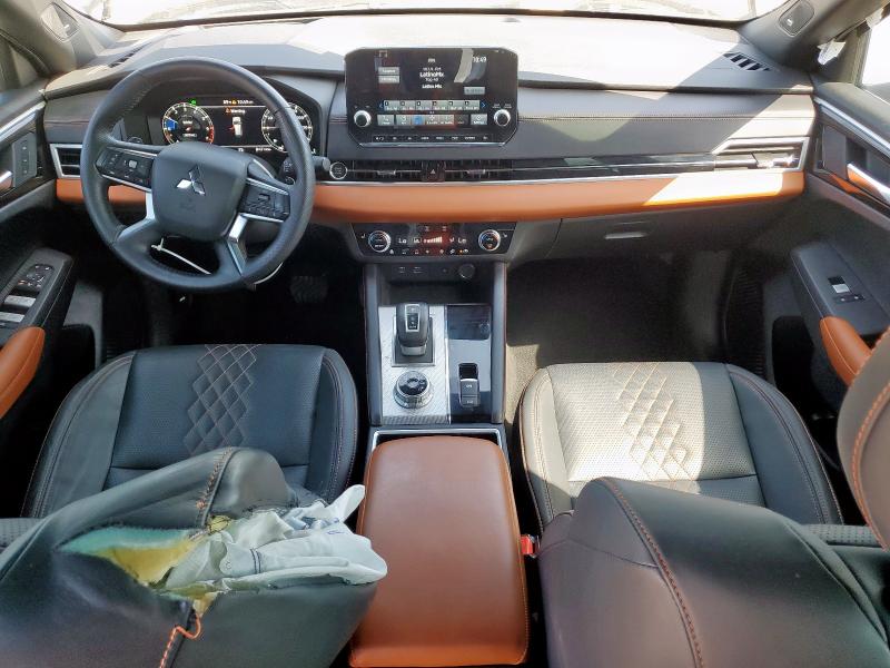  MITSUBISHI OUTLANDER 2022 Black
