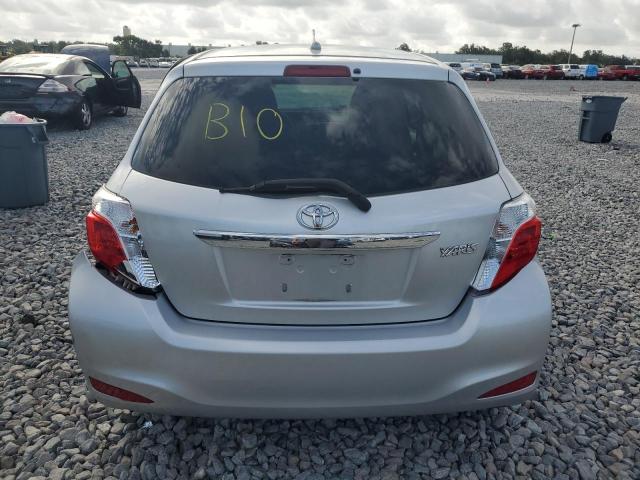  TOYOTA YARIS 2014 Srebrny
