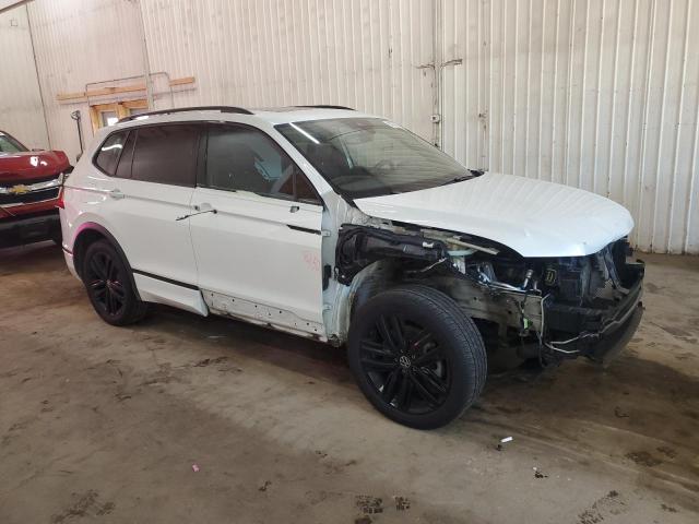  VOLKSWAGEN TIGUAN 2022 Белы