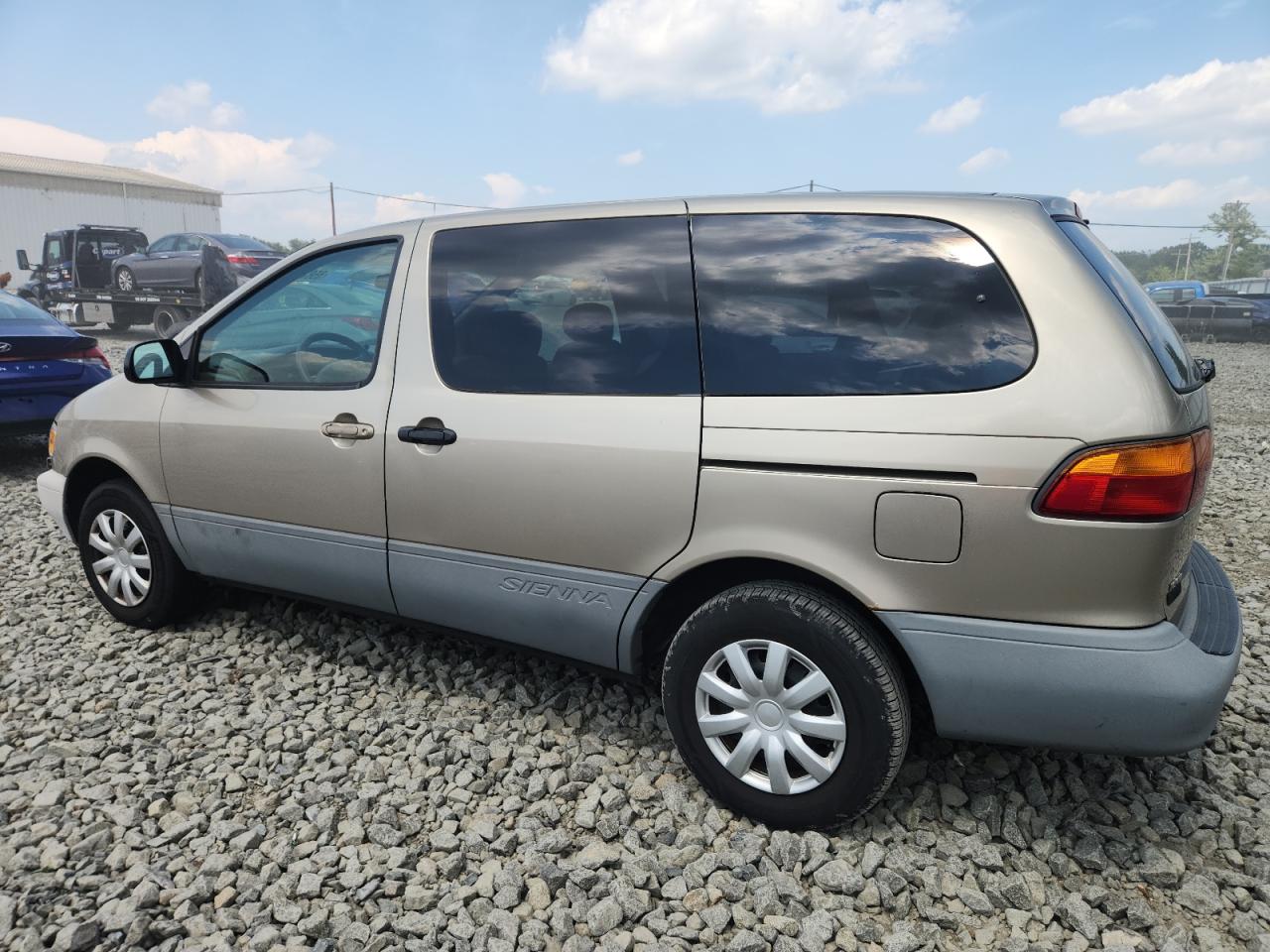 4t3zf19cxyu195038 4T3ZF19CXYU195038 2000 Toyota Sienna Ce