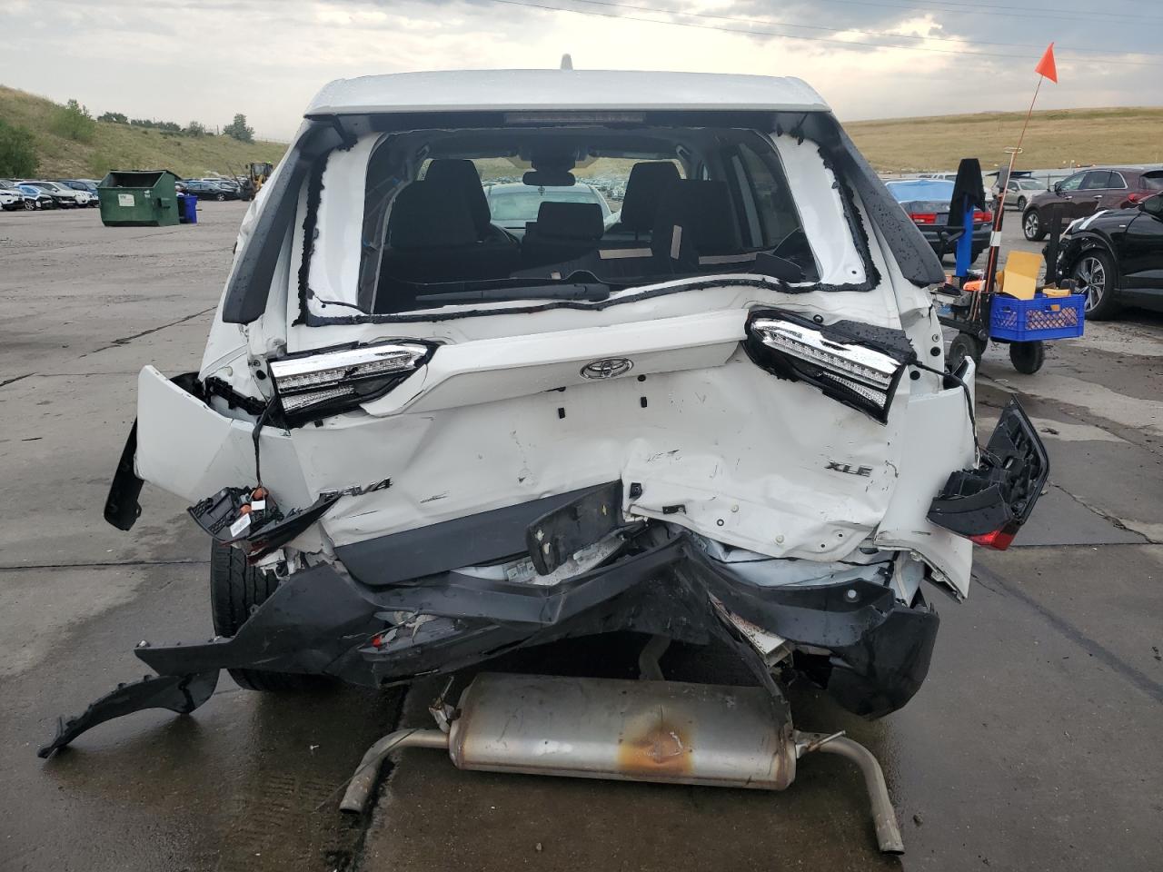 2022 Toyota Rav4 Xle VIN: 2T3W1RFV7NW206238 Lot: 65015105