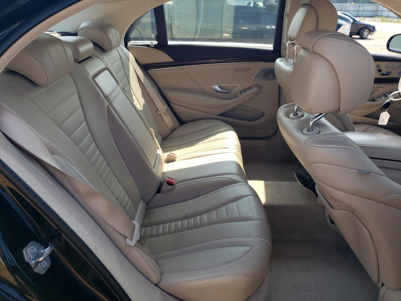 2019 Mercedes-Benz S 560 4Matic VIN: WDDUG8GB1KA462332 Lot: 63773655