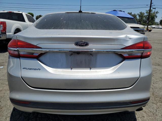  FORD FUSION 2017 Серебристый
