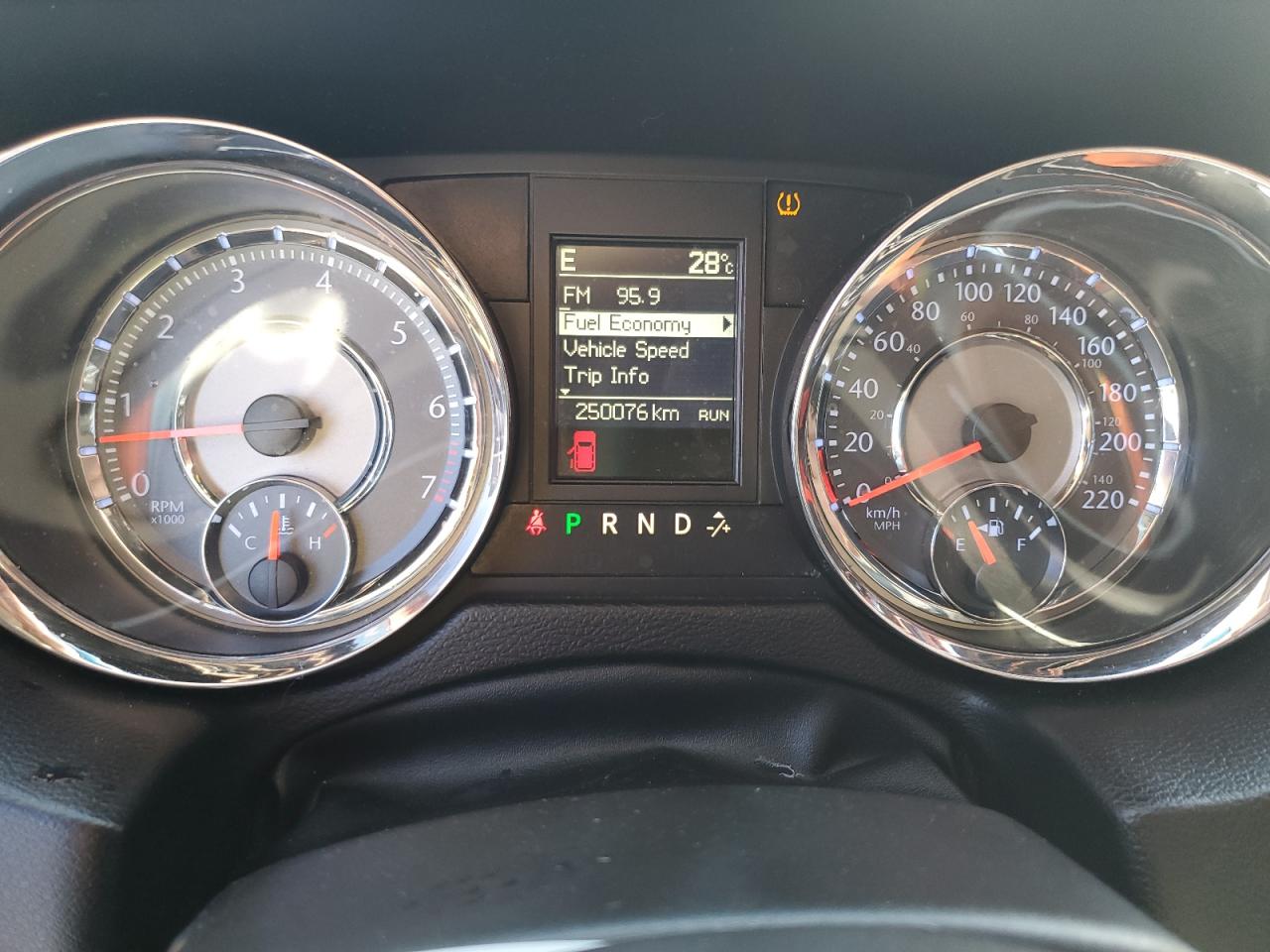 2014 Chrysler Town & Country Touring VIN: 2C4RC1BG3ER299902 Lot: 66266045