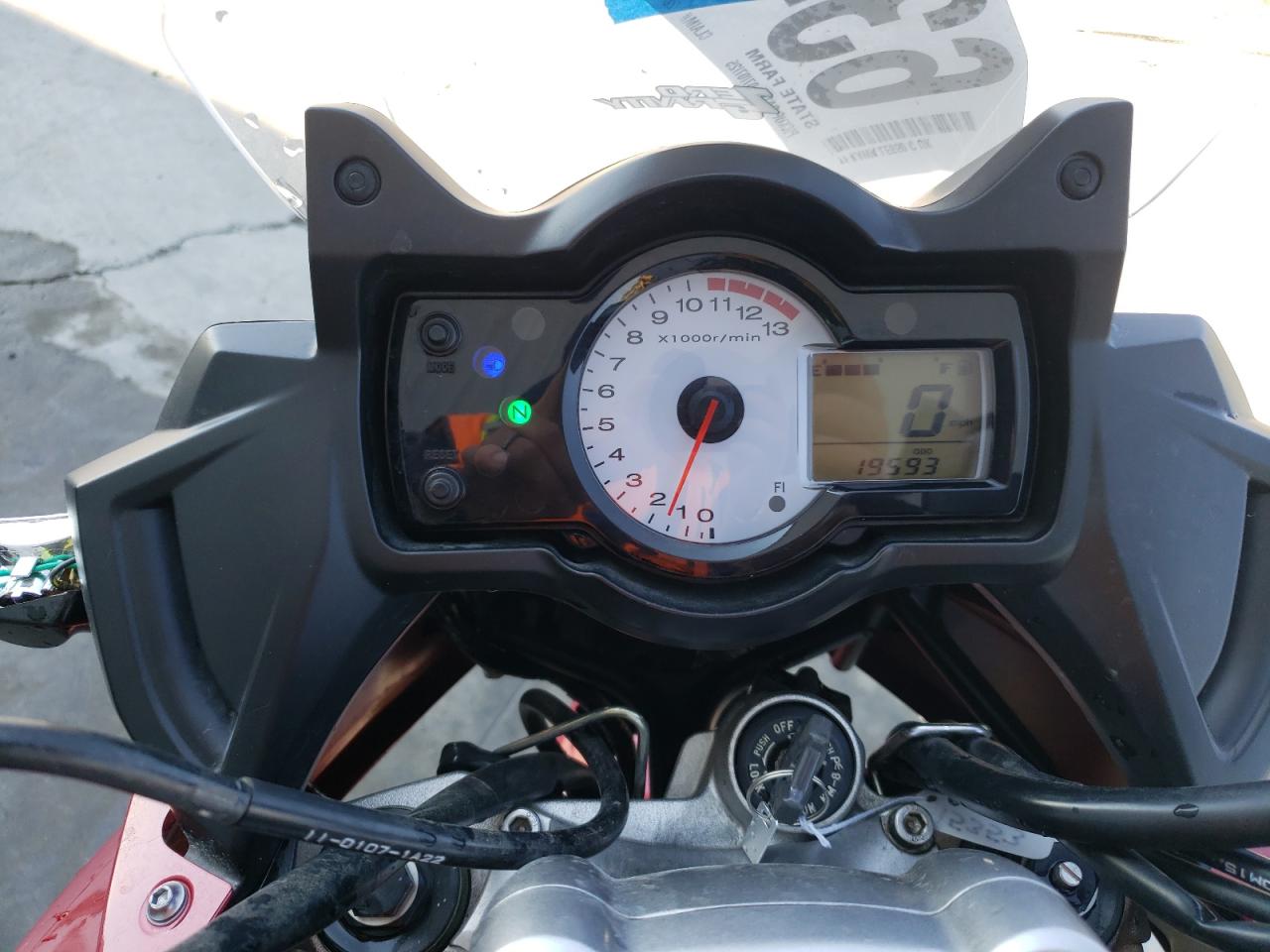 jkaleec14bda02679 JKALEEC14BDA02679 2011 Kawasaki Le650 C