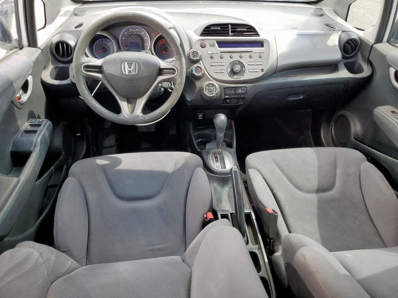 2010 Honda Fit VIN: JHMGE8H20AC013673 Lot: 65546735