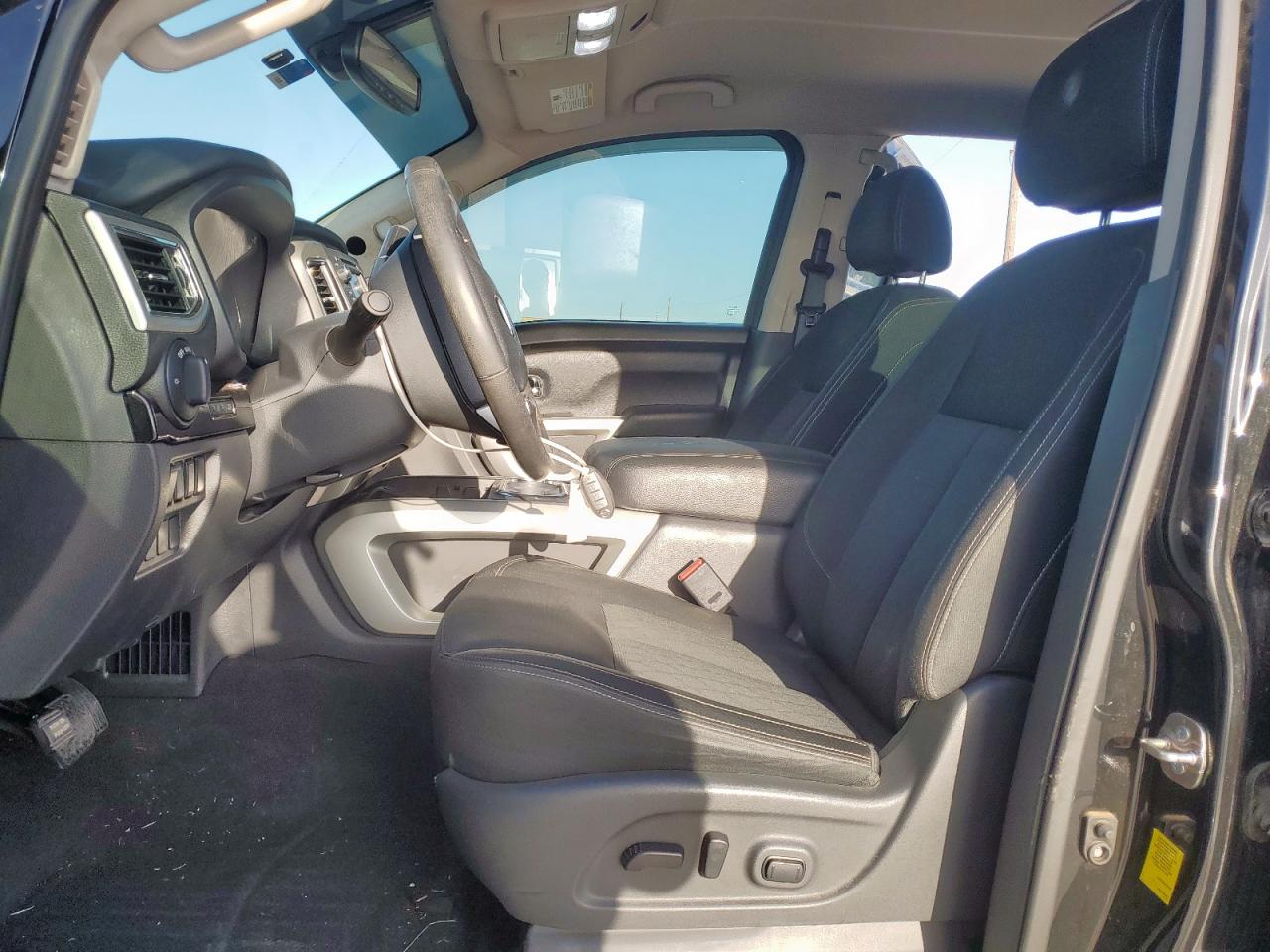 2019 Nissan Titan Platinum Reserve VIN: 1N6AA1E66KN512465 Lot: 65566235
