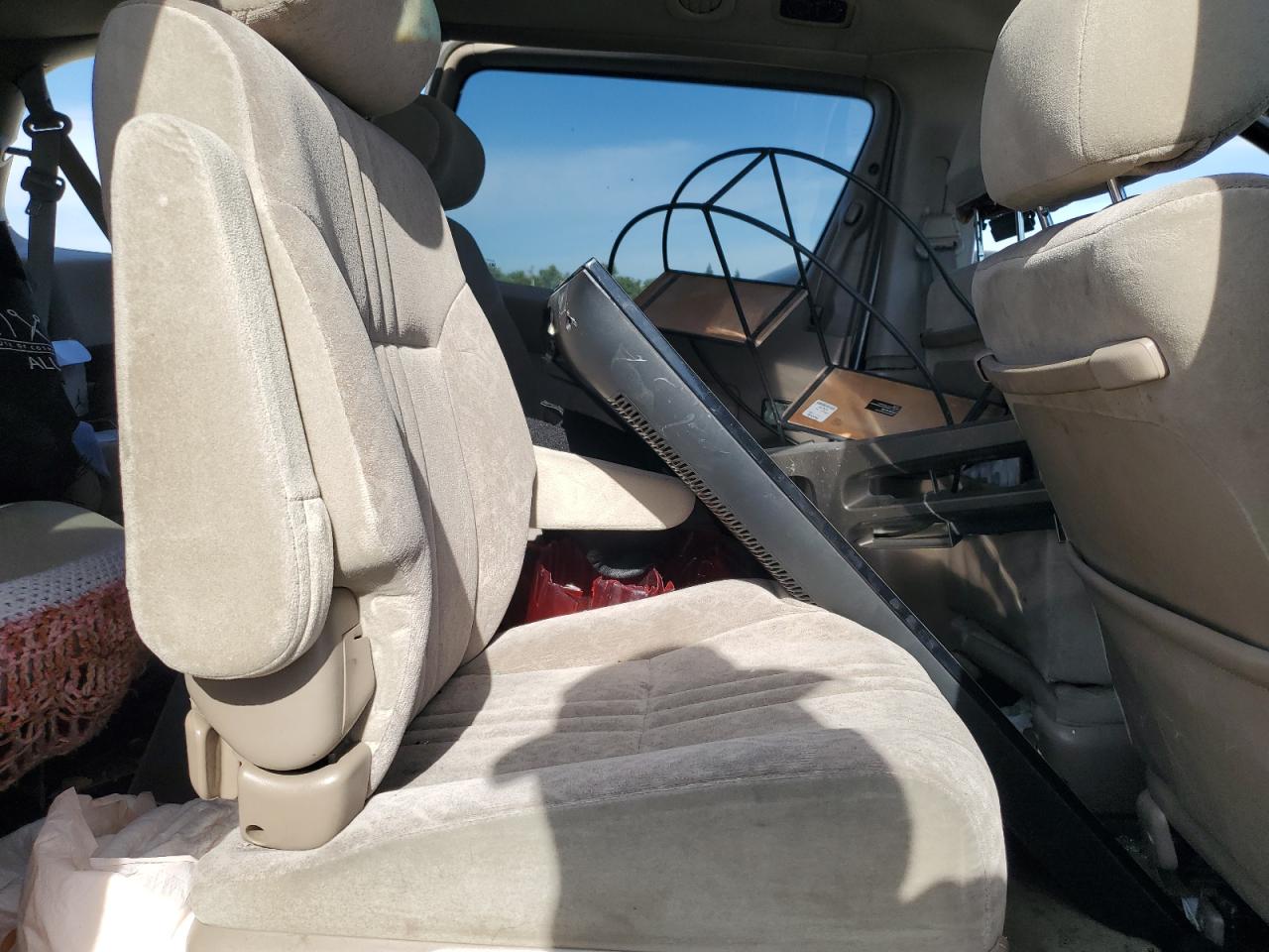 1999 Toyota Sienna Le VIN: 4T3ZF13C1XU086460 Lot: 63529595