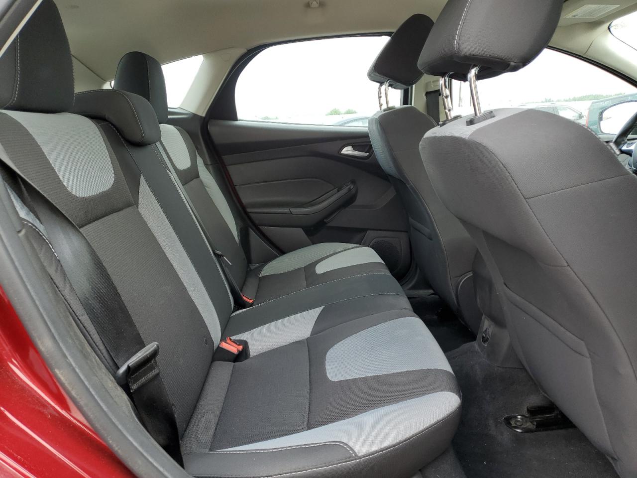 2014 Ford Focus Se VIN: 1FADP3K23EL224310 Lot: 65403945
