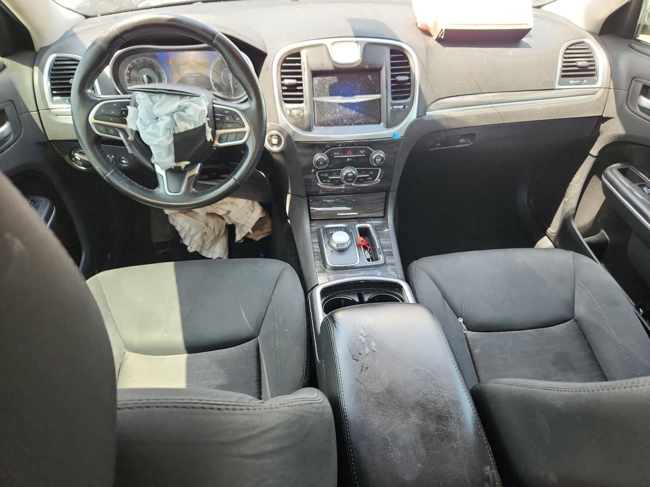 2019 Chrysler 300 Touring VIN: 2C3CCAAG0KH690762 Lot: 66814975