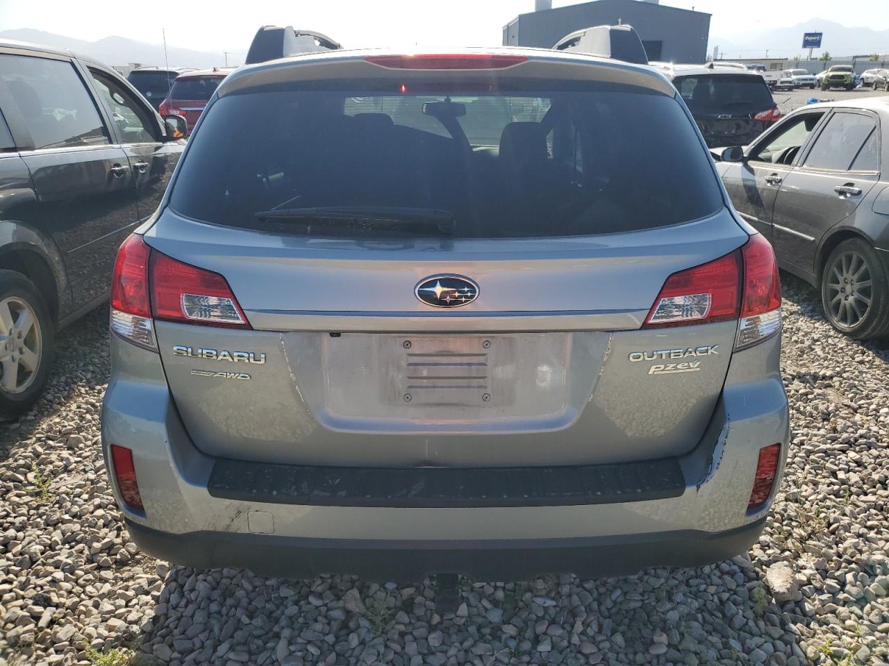 2011 Subaru Outback 2.5I Premium VIN: 4S4BRBGC0B3327876 Lot: 63870835