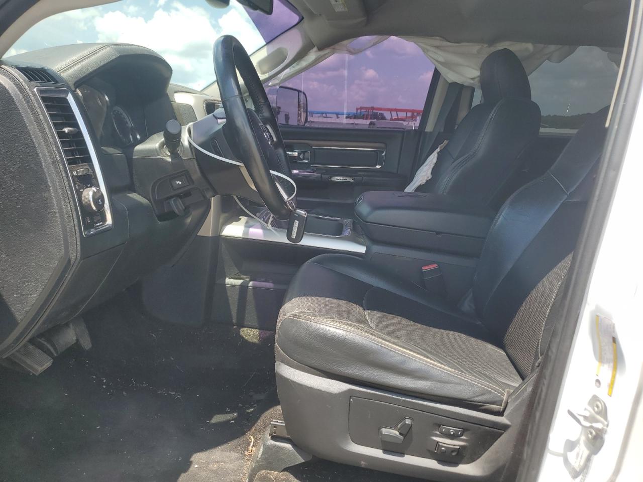 2016 Ram 2500 Laramie VIN: 3C6UR5FL9GG108670 Lot: 63220895