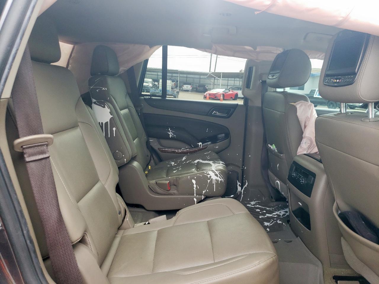 2018 Chevrolet Tahoe C1500 Premier VIN: 1GNSCCKCXJR241254 Lot: 63624475