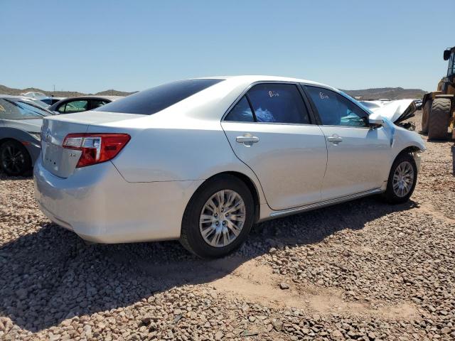  TOYOTA CAMRY 2012 Srebrny