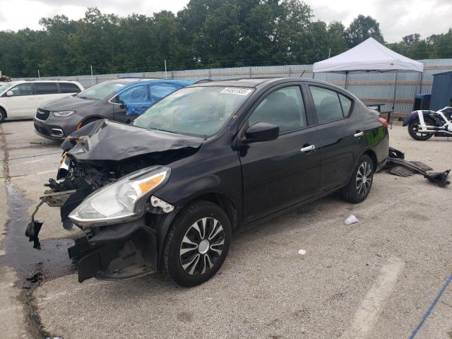  NISSAN VERSA 2018 Czarny