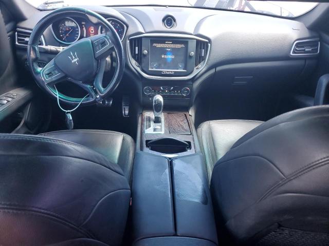 Sedans MASERATI ALL MODELS 2014 Srebrny