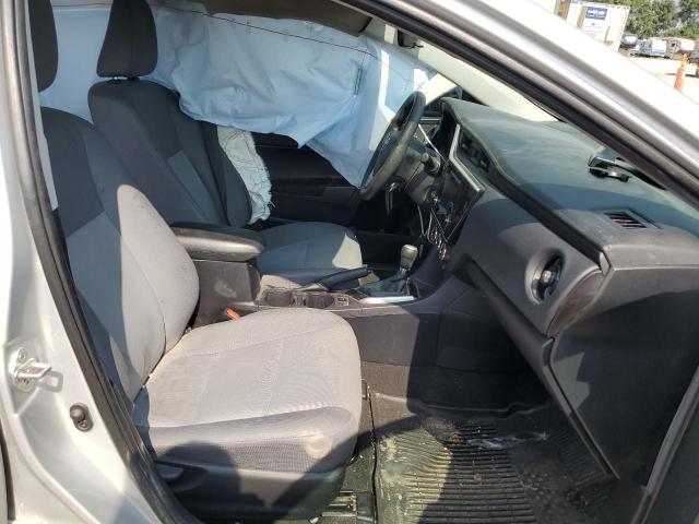  TOYOTA COROLLA 2018 Сріблястий