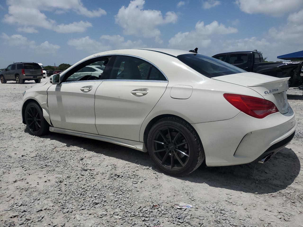 wddsj4eb1fn242398 WDDSJ4EB1FN242398 2015 Mercedes-Benz Cla 250