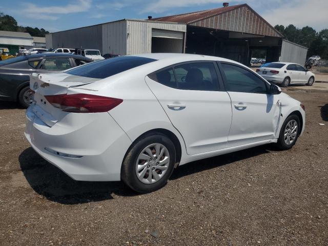  HYUNDAI ELANTRA 2018 Biały