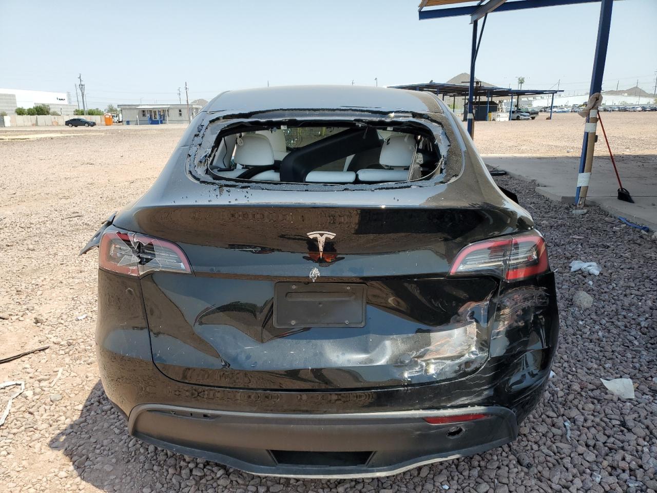 2024 Tesla Model Y VIN: 7SAYGDED7RF130845 Lot: 64043025