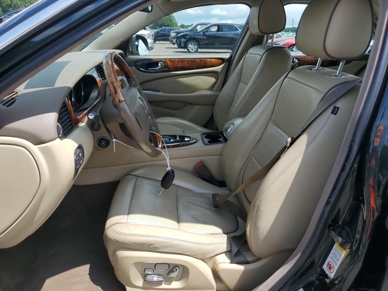 2008 Jaguar Xj8 VIN: SAJWA71B68SH23145 Lot: 63817035