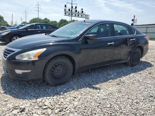 Sedans NISSAN ALTIMA 2015 Czarny