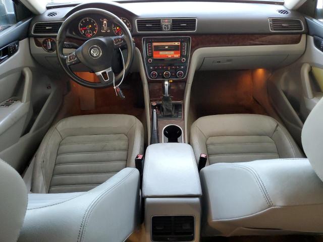 Седаны VOLKSWAGEN PASSAT 2013 Серый