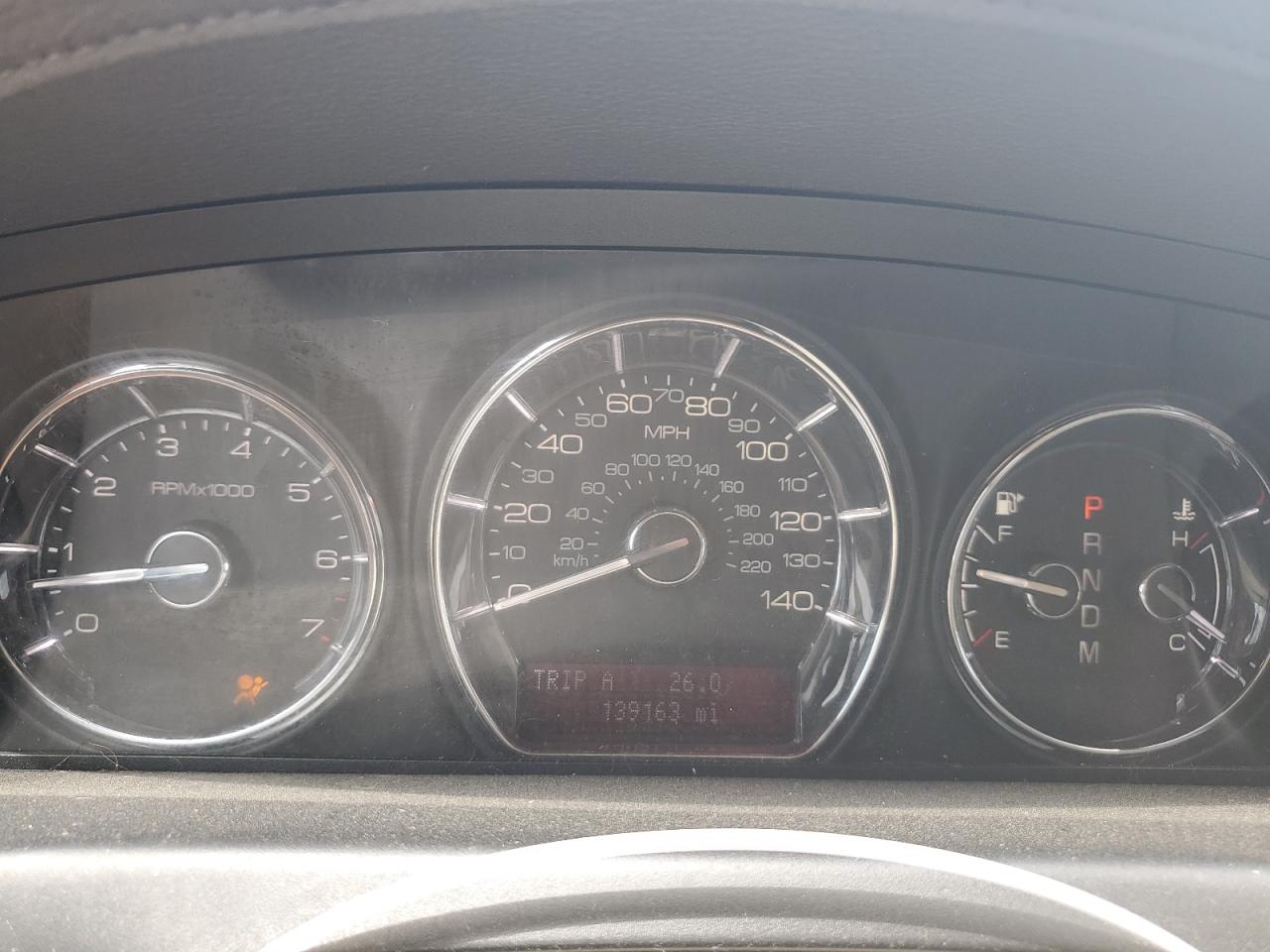 1LNHL9DR7AG609002 2010 Lincoln Mks