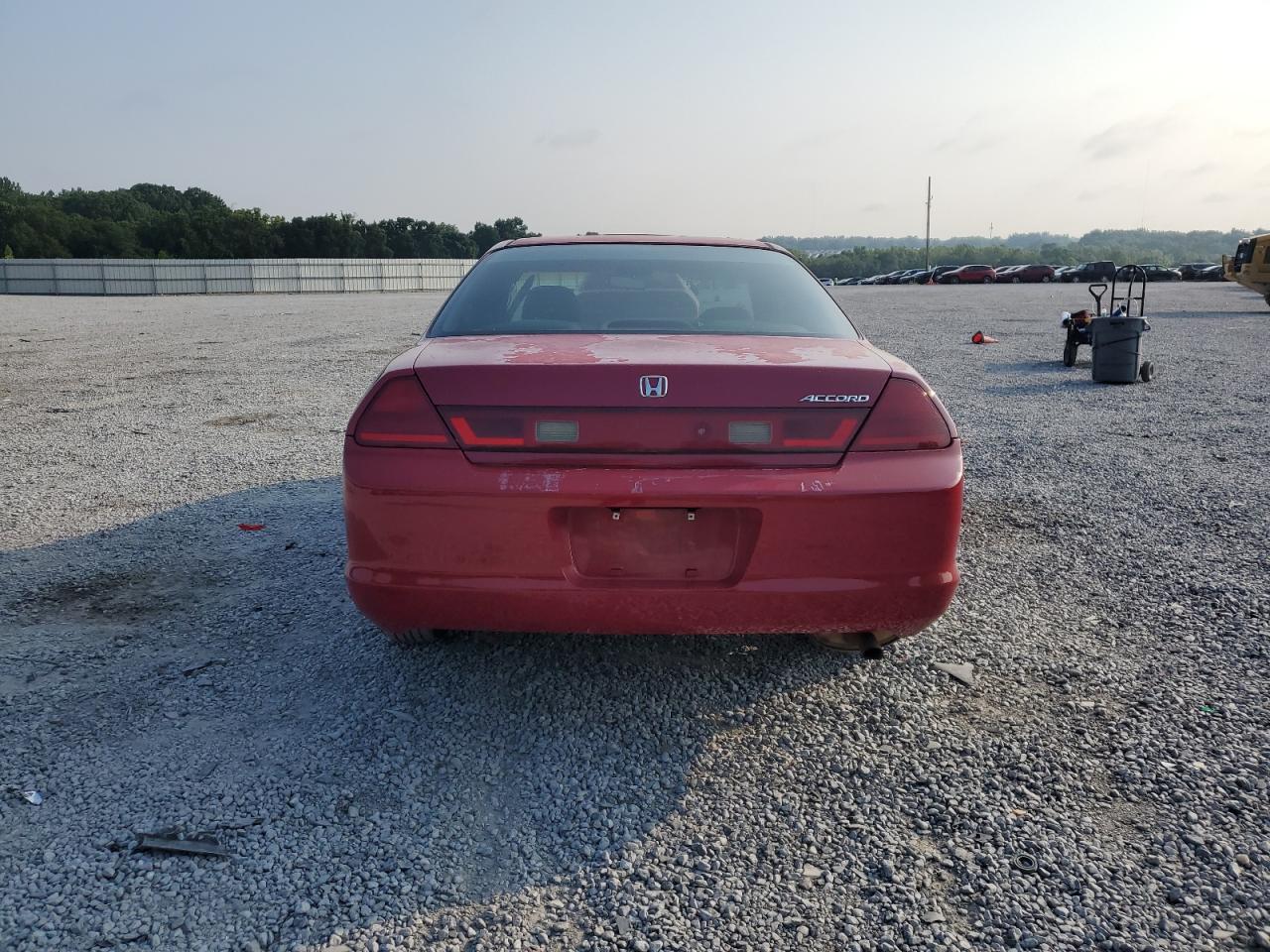 2000 Honda Accord Ex VIN: 1HGCG3252YA017828 Lot: 64103485