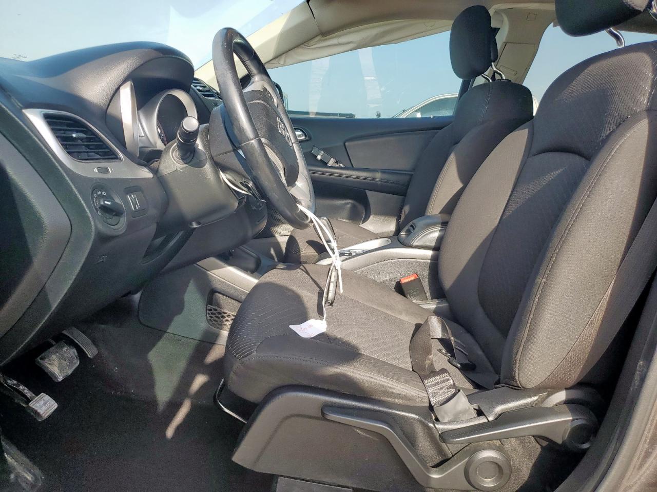 2018 Dodge Journey Se VIN: 3C4PDCAB2JT385389 Lot: 65085385