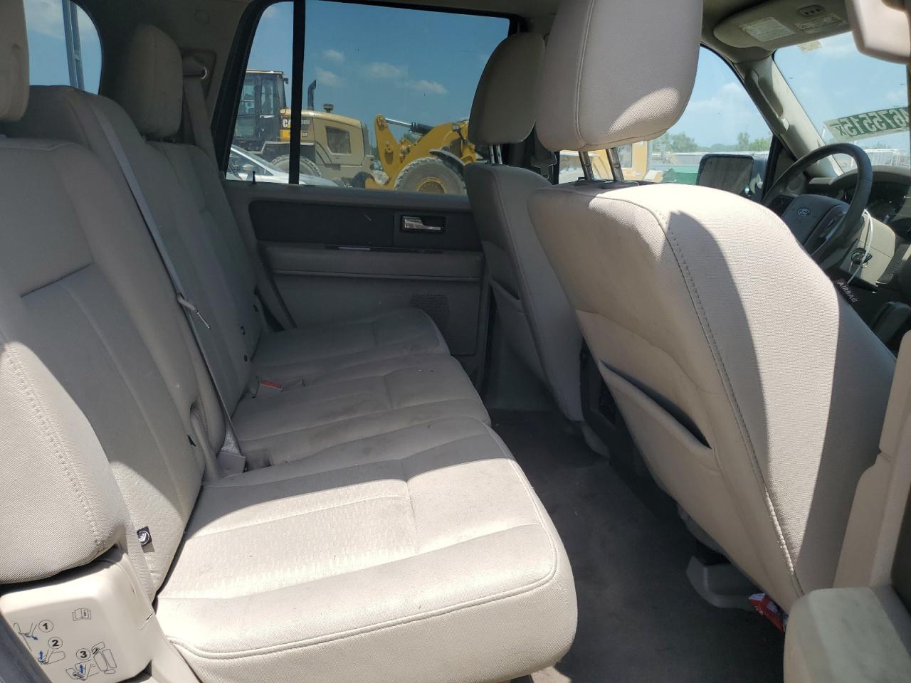 2011 Ford Expedition Xlt VIN: 1FMJU1J5XBEF15176 Lot: 80663755