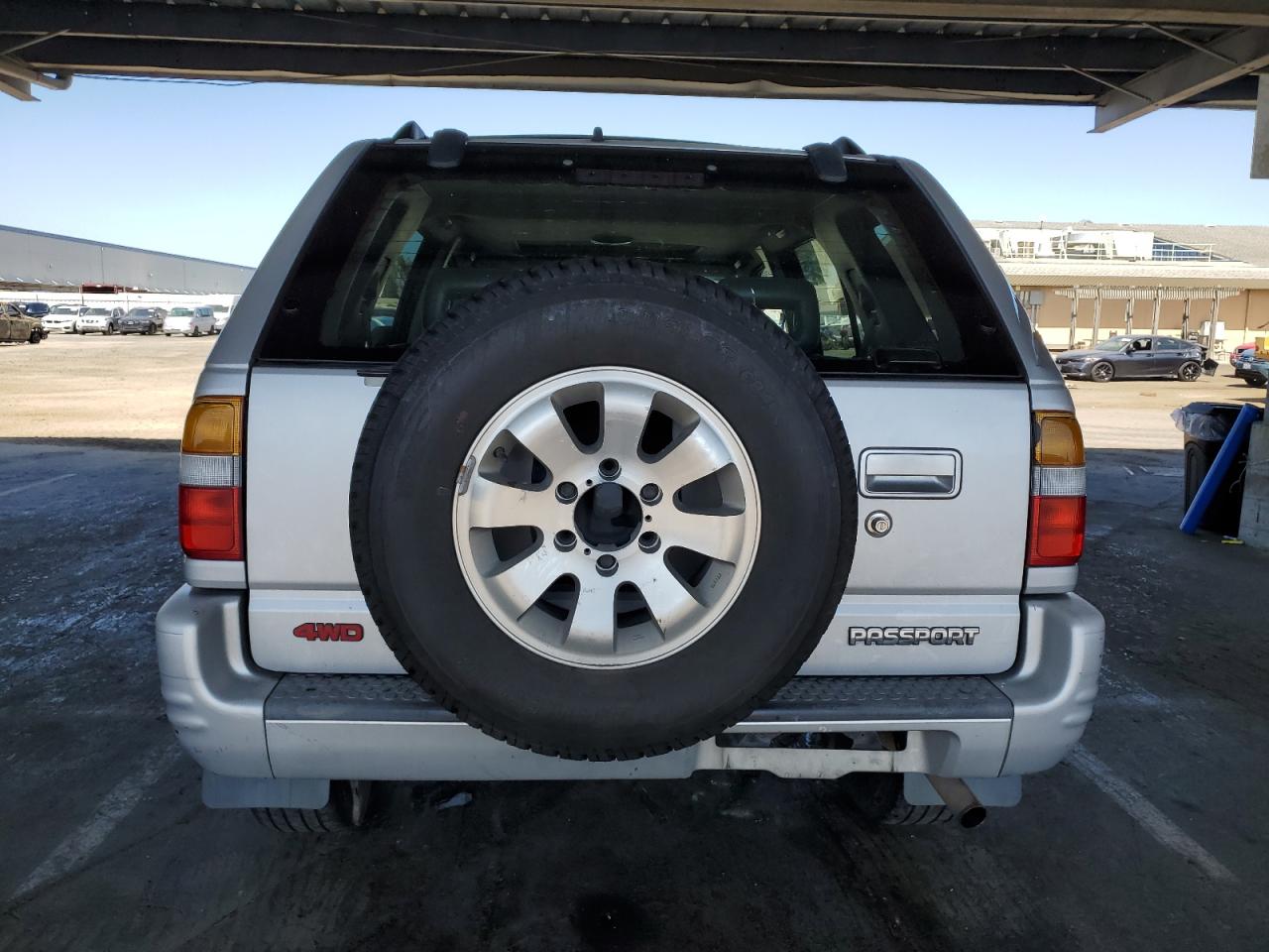 1998 Honda Passport Ex VIN: 4S6CM58W3W4408746 Lot: 66894325