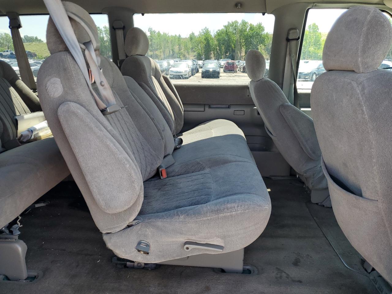 1999 Chevrolet Astro VIN: 1GNDM19WXXB119909 Lot: 64650315