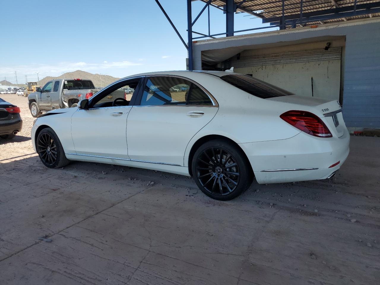 2015 Mercedes-Benz S 550 white null gas WDDUG8CB2FA103907 photo #3