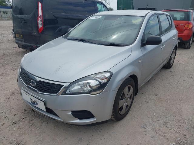 KIA CEED 1 AUT 2010